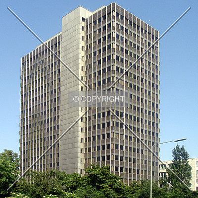 Theodor-Heuss-Allee 110 by Nephilim