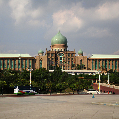 Perdana Putra by Daniel Kieckhefer