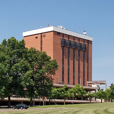 Executive Office Suites by Ryan Hildebrand