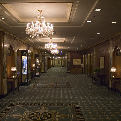 Waldorf=Astoria by Pavel Toczynski