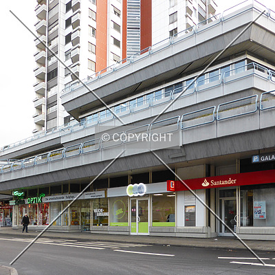 Straße der Republik 17-19 by Nephilim