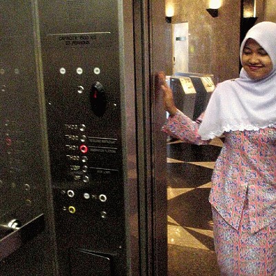 Menara Kuala Lumpur by Edmund Teo