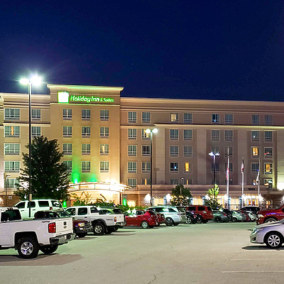 Holiday Inn & Suites Rogers At Pinnacle Hills by Ryan Hildebrand