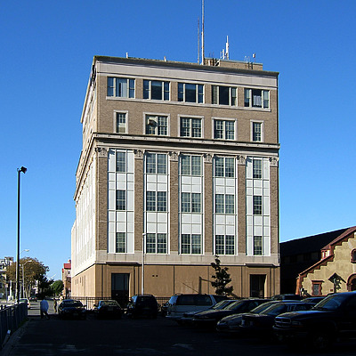 Verizon Building by John Cahill