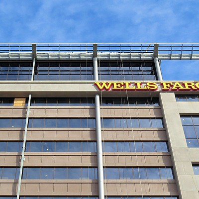 Wells Fargo 600 Tower by James Peacock