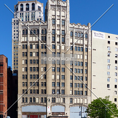 Metropolitan Building by Nate Lindsey