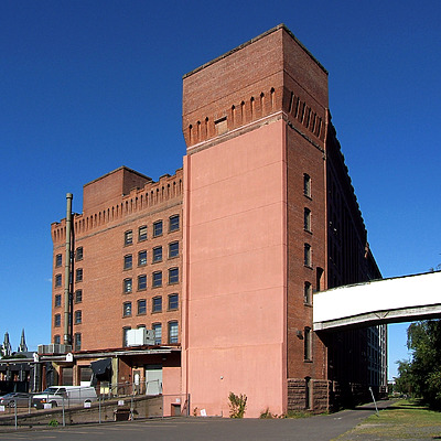 200 Myrtle Street by John Cahill