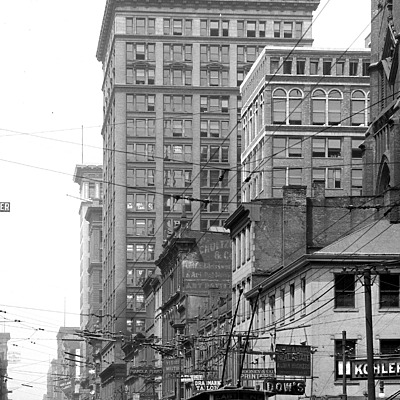 Renaissance Cincinnati Downtown by Library of Congress, Prints and Photographs Division, Detroit Publishing Company