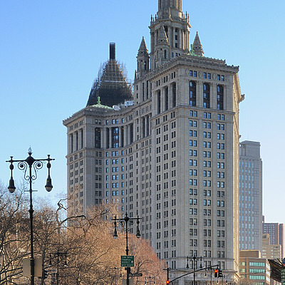 Manhattan Municipal Building by David Guija