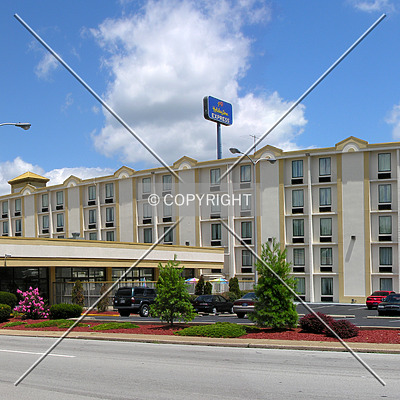 Holiday Inn Express New Albany by Lizzie Morrison