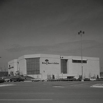 Jamestown Mall by Missouri History Museum