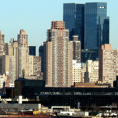 Riverbank West Apartments by John Cahill