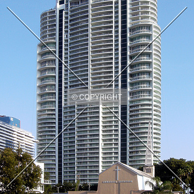 Santa Maria by Jorge Molina