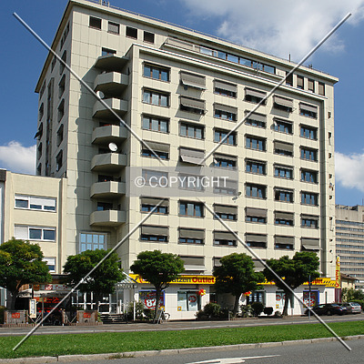 Strahlenberger Straße 123 by Nephilim