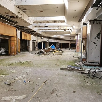 Jamestown Mall by Shiny ATV BIKE