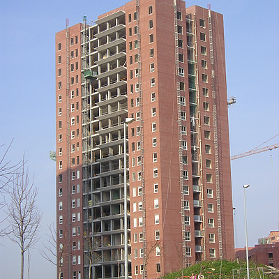 Torre Vallehermoso by Mikel Allende