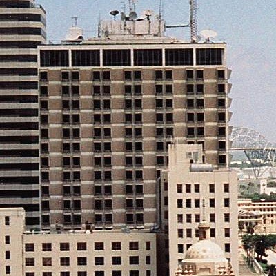 600 Building by Kevin Lehnhardt