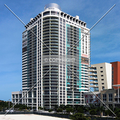 4 Midtown by Jorge Molina