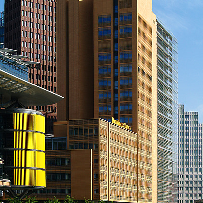 Potsdamer Platz 11 by Cesar Serrano