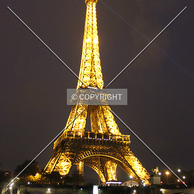 Tour Eiffel by Florian Barbier