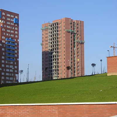 Torre Vallehermoso by Mikel Allende