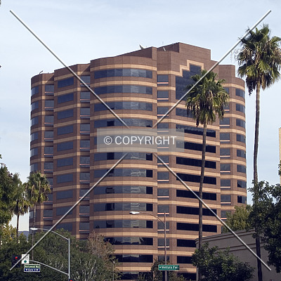 Central Park Building by Martin Bugajski