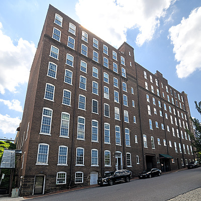 Riverviews Artspace by John W. Cahill