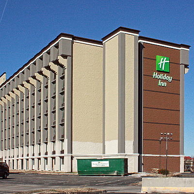 Holiday Inn - Airport West / Earth City by Ryan Hildebrand