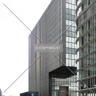 Hyatt-Regency Hotel by Nephilim