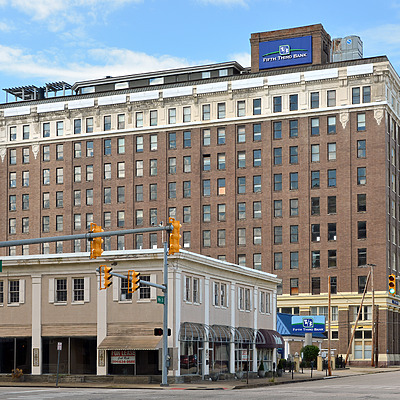Guaranty Bank and Trust Building by John W. Cahill