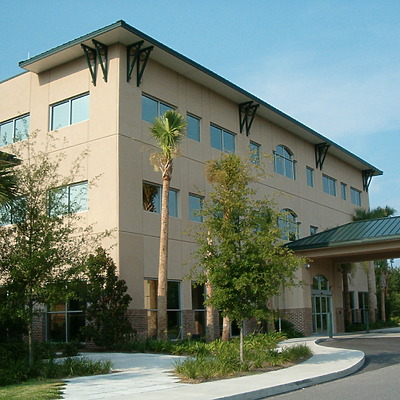 Summit Professional Plaza Building 2 by Rodney Gunn