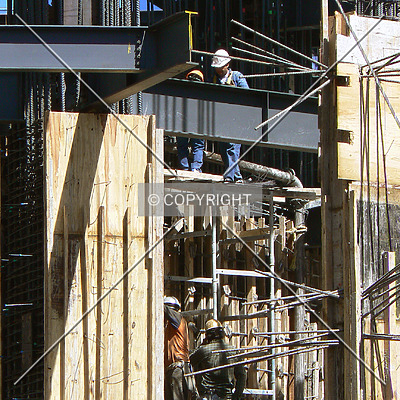 Plaza Residences by Luis Ibáñez