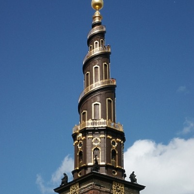 Vor Frelsers Kirke by Daniel Kieckhefer