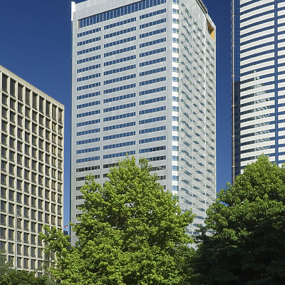 One Union Square by Pavel Toczynski