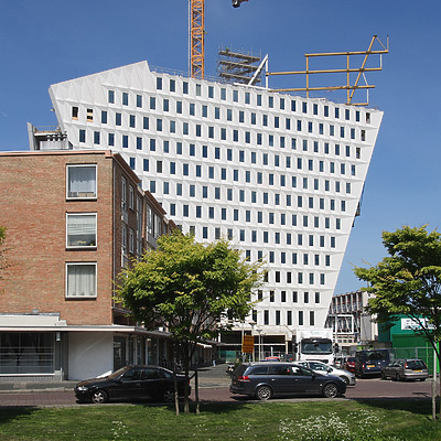 Stadskantoor Leyweg by Michiel van Dijk