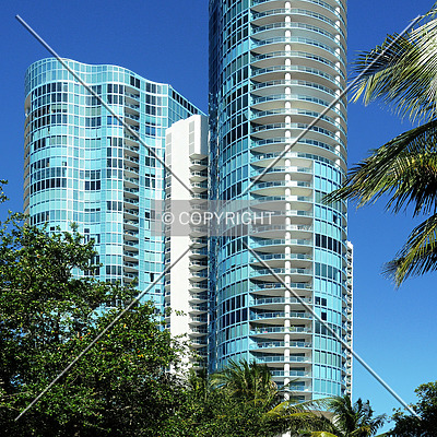 Las Olas River House by Jorge Molina