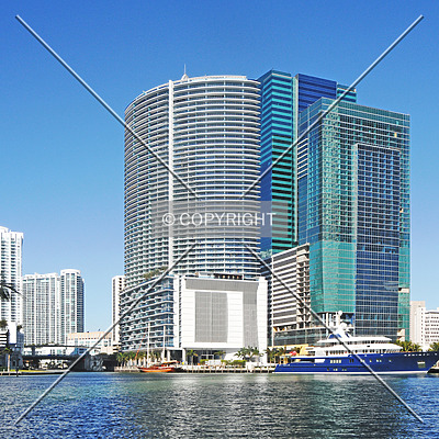 Epic Residences & Hotel by Jorge Molina