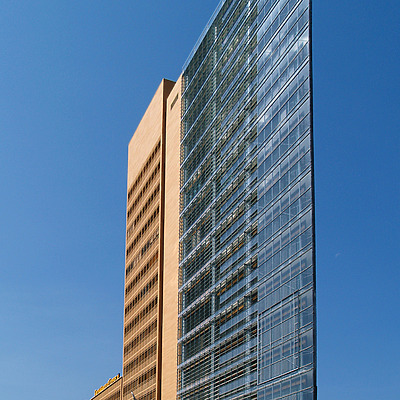 Potsdamer Platz 11 by Cesar Serrano