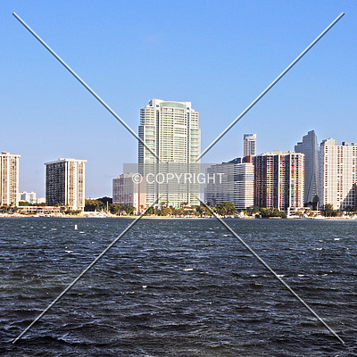 Santa Maria by Jorge Molina