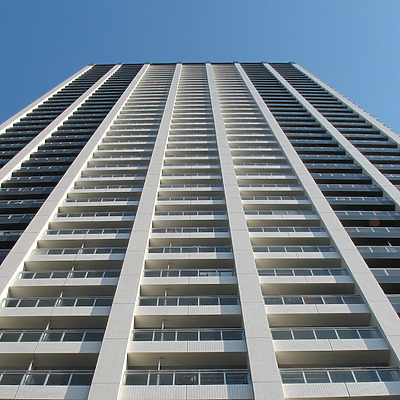 Air Rise Tower by Kevin Hemphill