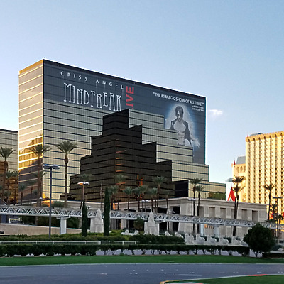 Luxor East Tower by Ryan Hildebrand