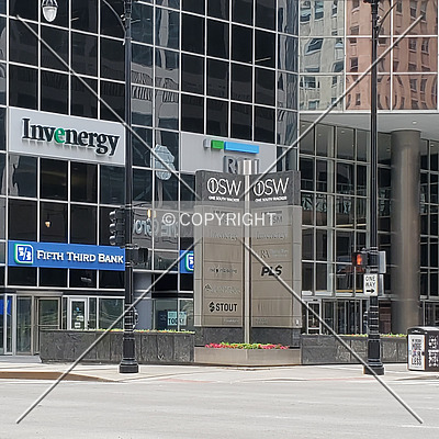 One South Wacker by Ryan Hildebrand