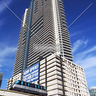 Infinity at Brickell by Jorge Molina