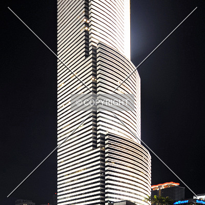 Miami Tower by Jorge Molina