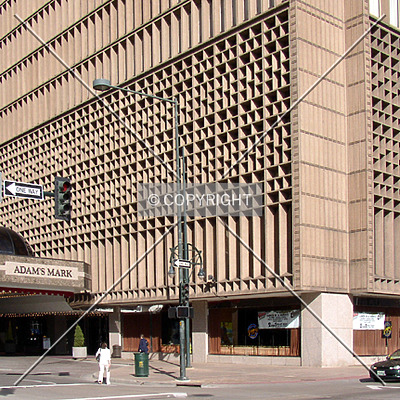 Sheraton Denver Downtown Hotel by Chris Patriarca