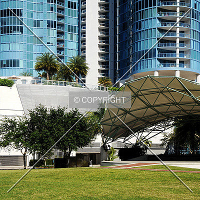 Las Olas River House by Jorge Molina