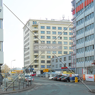 Strahlenberger Straße 123 by Nephilim