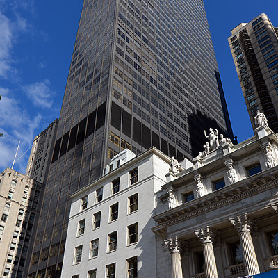 Merchandise Mart Building by John Cahill