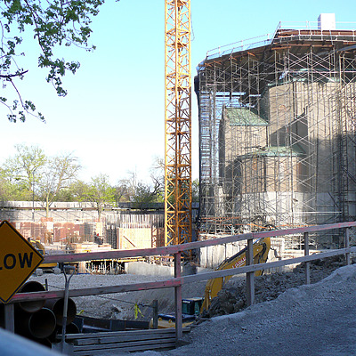 Lincoln Park 2550 by B. Victor Adams