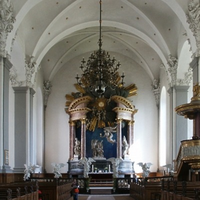 Vor Frelsers Kirke by Daniel Kieckhefer